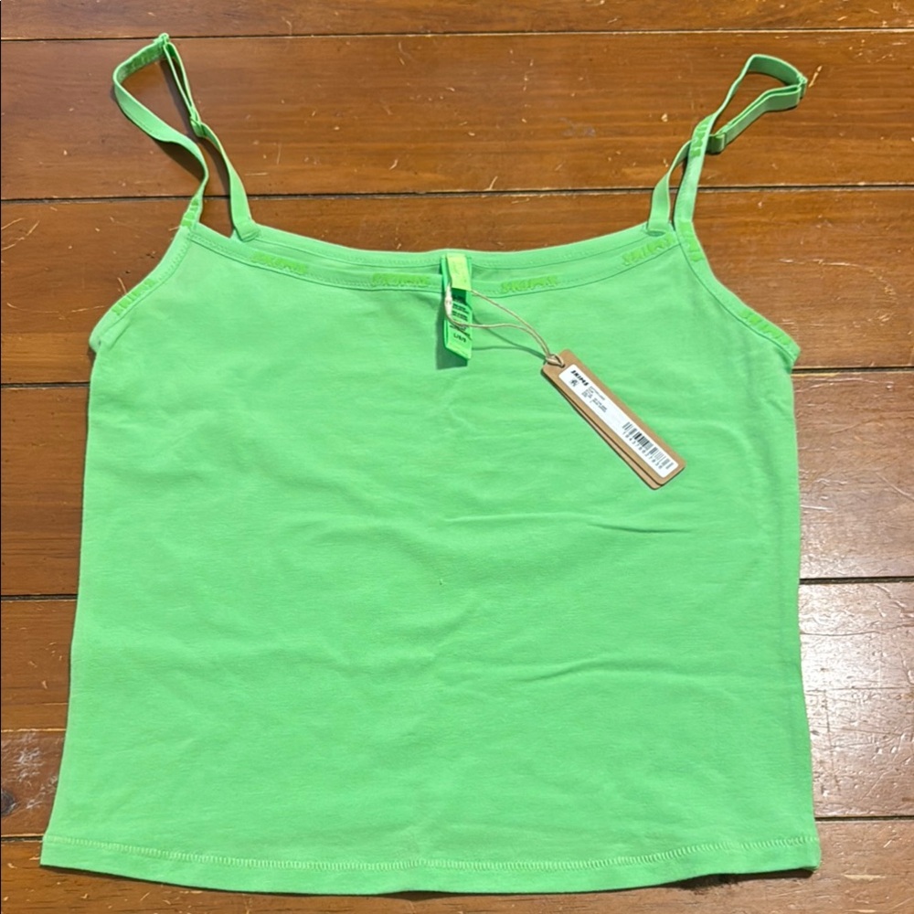 Cotton Logo Tank | Skims | NWT 💚 - Picture 2 of 4